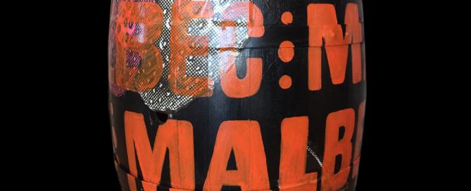 Bodega Renacer barricas intervenidas 2