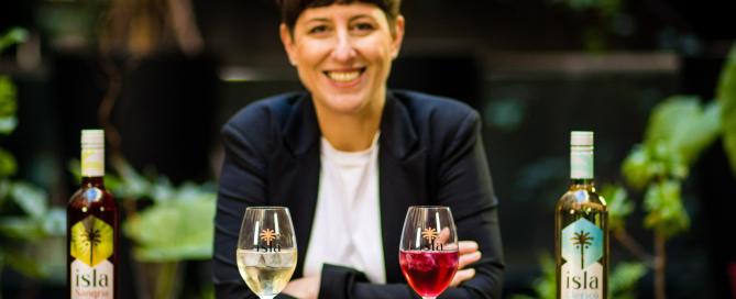 Inés de los Santos lanzó ISLA