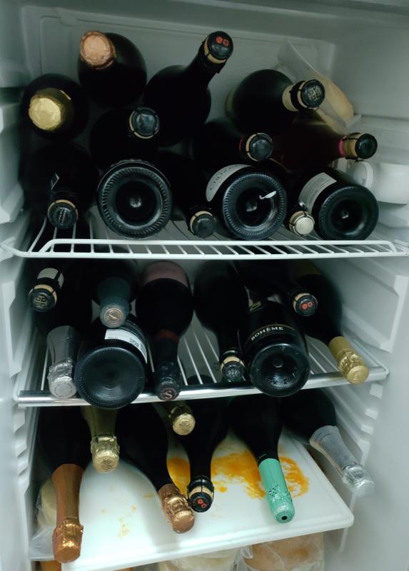 Jugando al Tetris con la Heladera de La Cueva