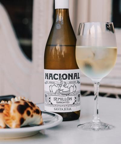 Bodega Santa Julia presenta Nacional (2)