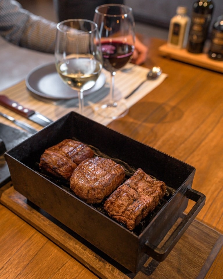 Abrasado lanza una nueva propuesta de after office, meriendas y desayunos - Trío de Carnes Maduradas