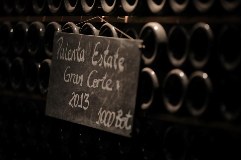 Pulenta Gran Corte 2018, fue elegido como uno de los mejores Bordeaux Blend de la Argentina por el reconocido periodista Tim Atkin