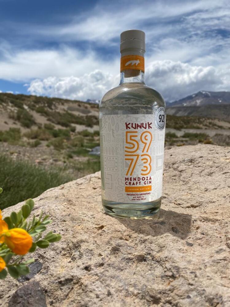 Nuevo premio internacional para el Gin Mendocino Kunuk 5973 (2)